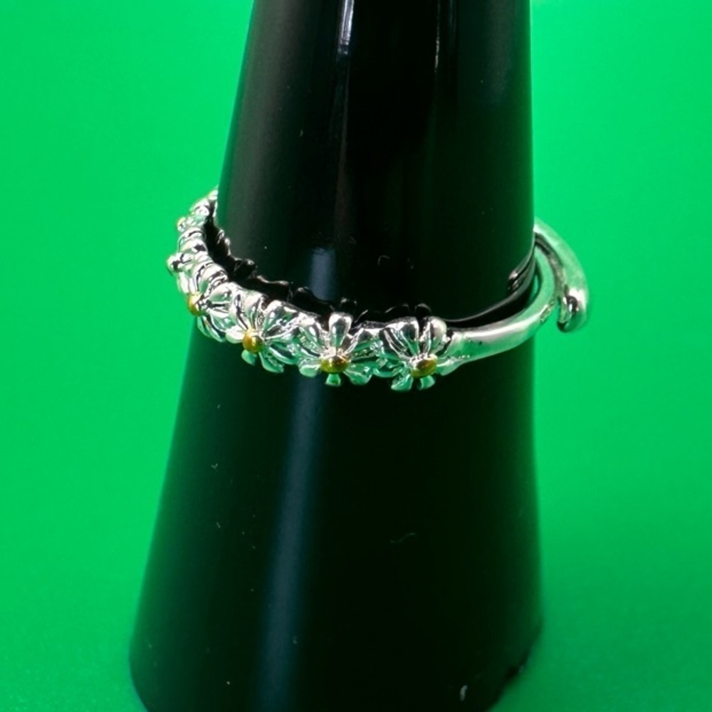 Adjustable Silver Daisy Ring – Enamel Floral Boho Jewelry NWOT - Picture 14 of 17